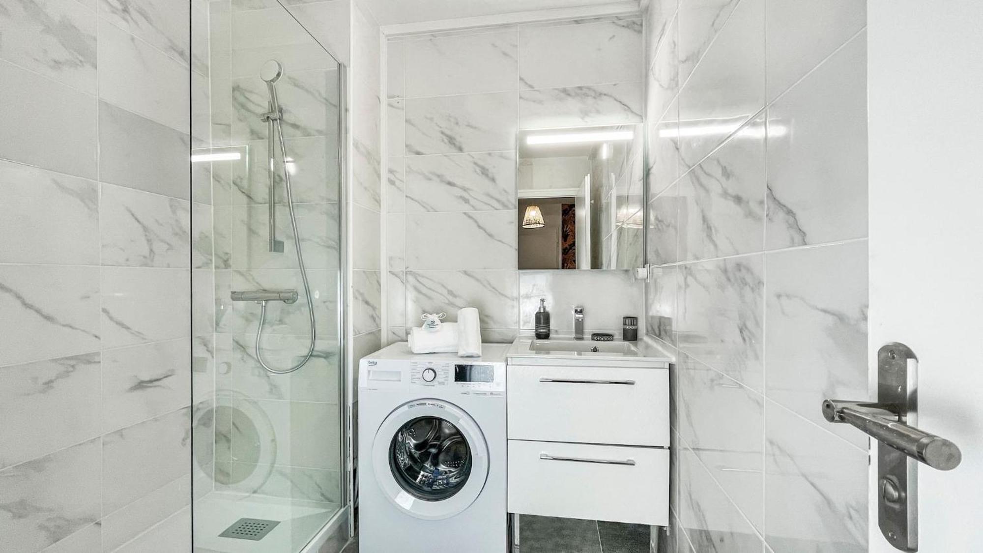 Homey La Coloc Mugi - Colocation Haut De Gamme - Chambres Privees - Balcon - Wifi Et Netflix - Proche Transports Commun Annemasse Buitenkant foto