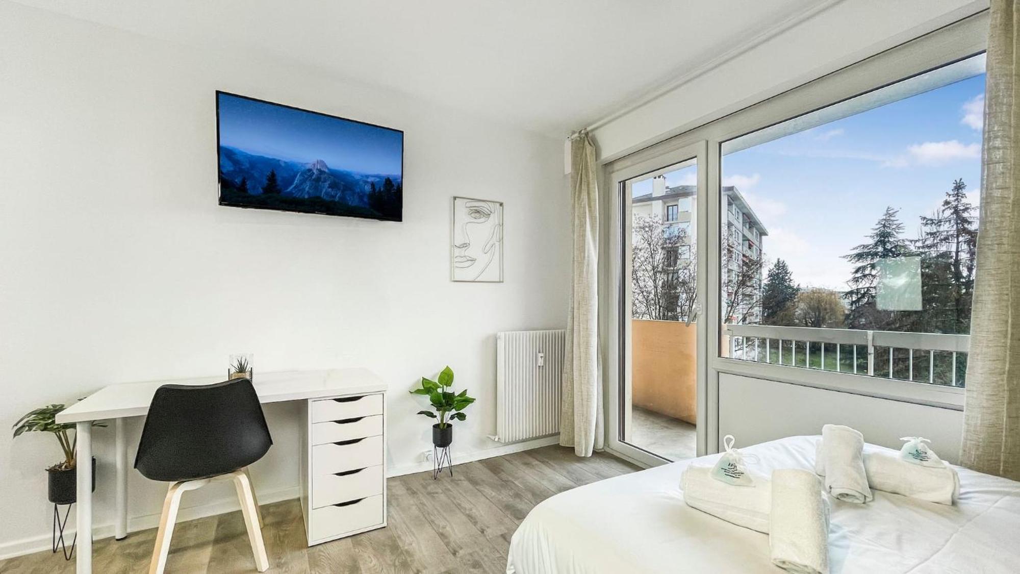 Homey La Coloc Mugi - Colocation Haut De Gamme - Chambres Privees - Balcon - Wifi Et Netflix - Proche Transports Commun Annemasse Buitenkant foto