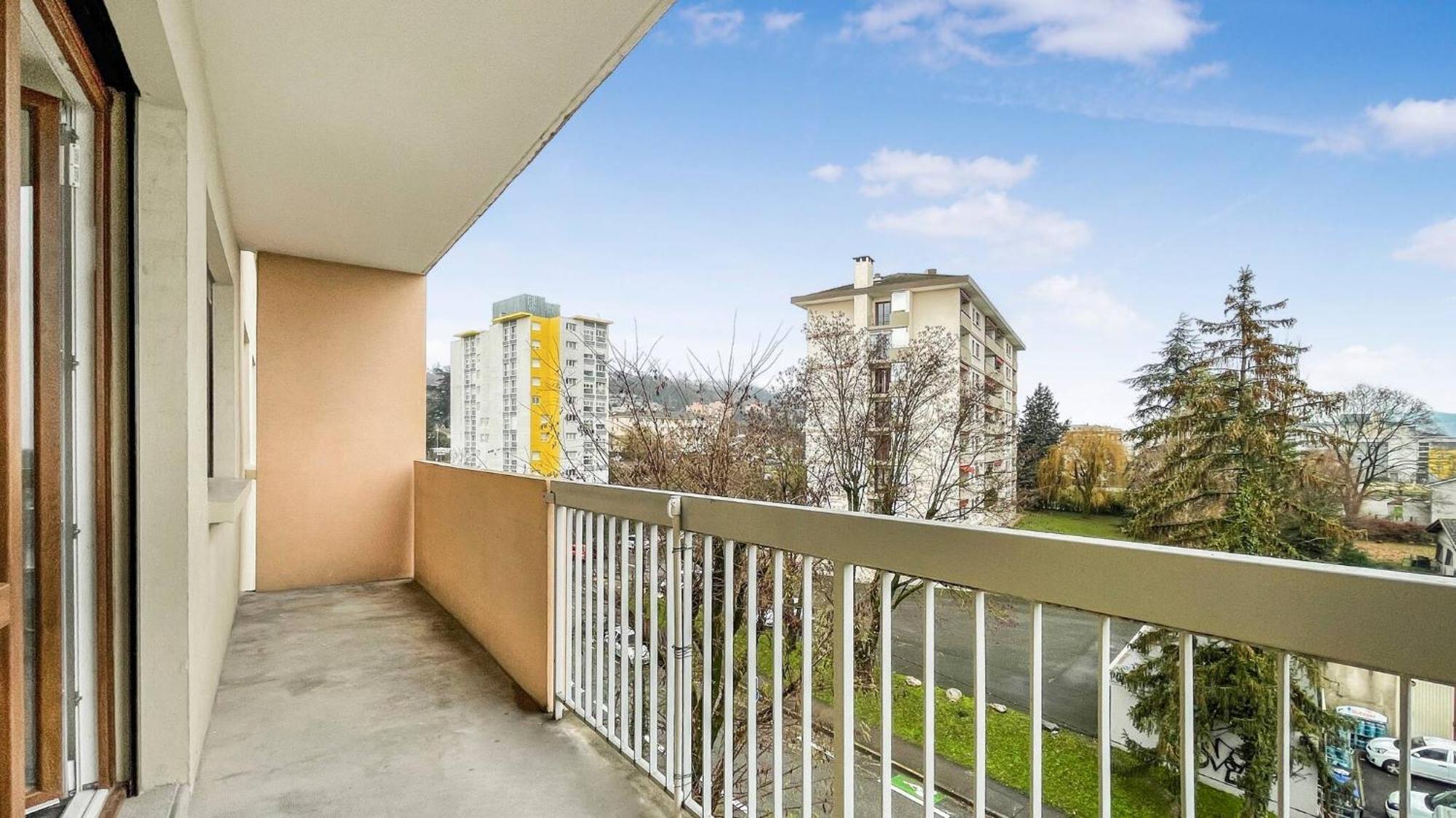 Homey La Coloc Mugi - Colocation Haut De Gamme - Chambres Privees - Balcon - Wifi Et Netflix - Proche Transports Commun Annemasse Buitenkant foto